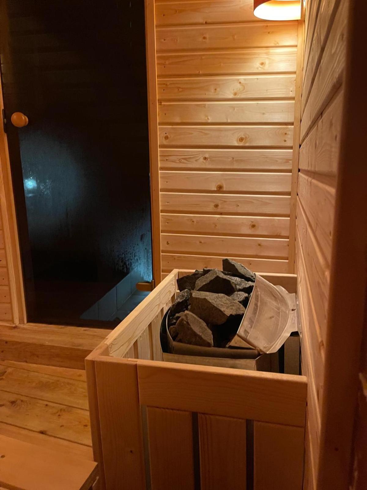 Real Home 1 Сибиу Экстерьер фото